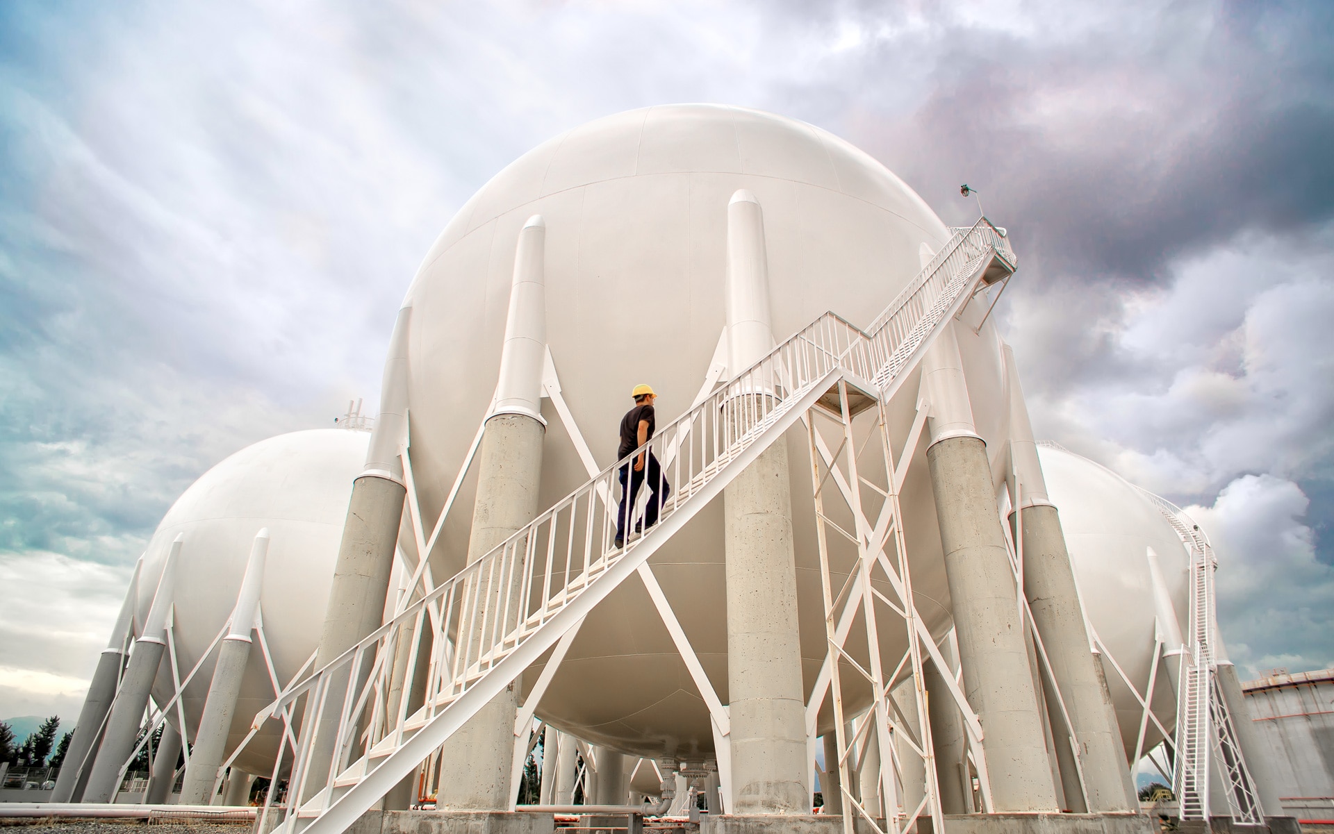 Movement Management in the Field